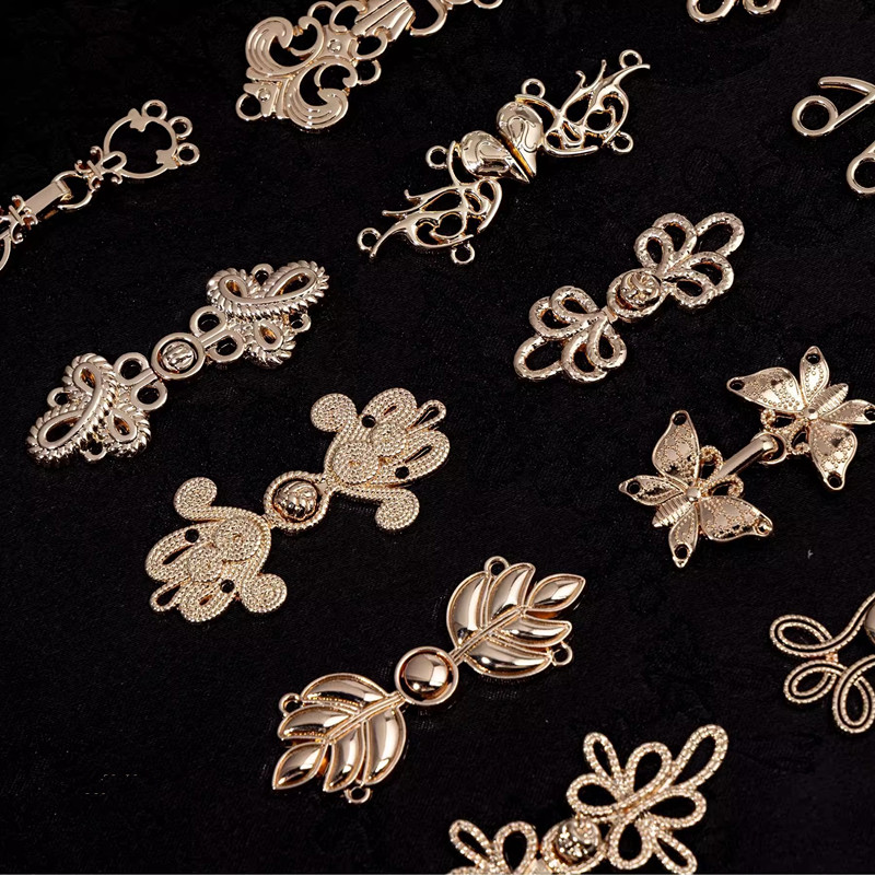 5pcs Retro Metal Button Sweate - Flower Frog Pin review and price
